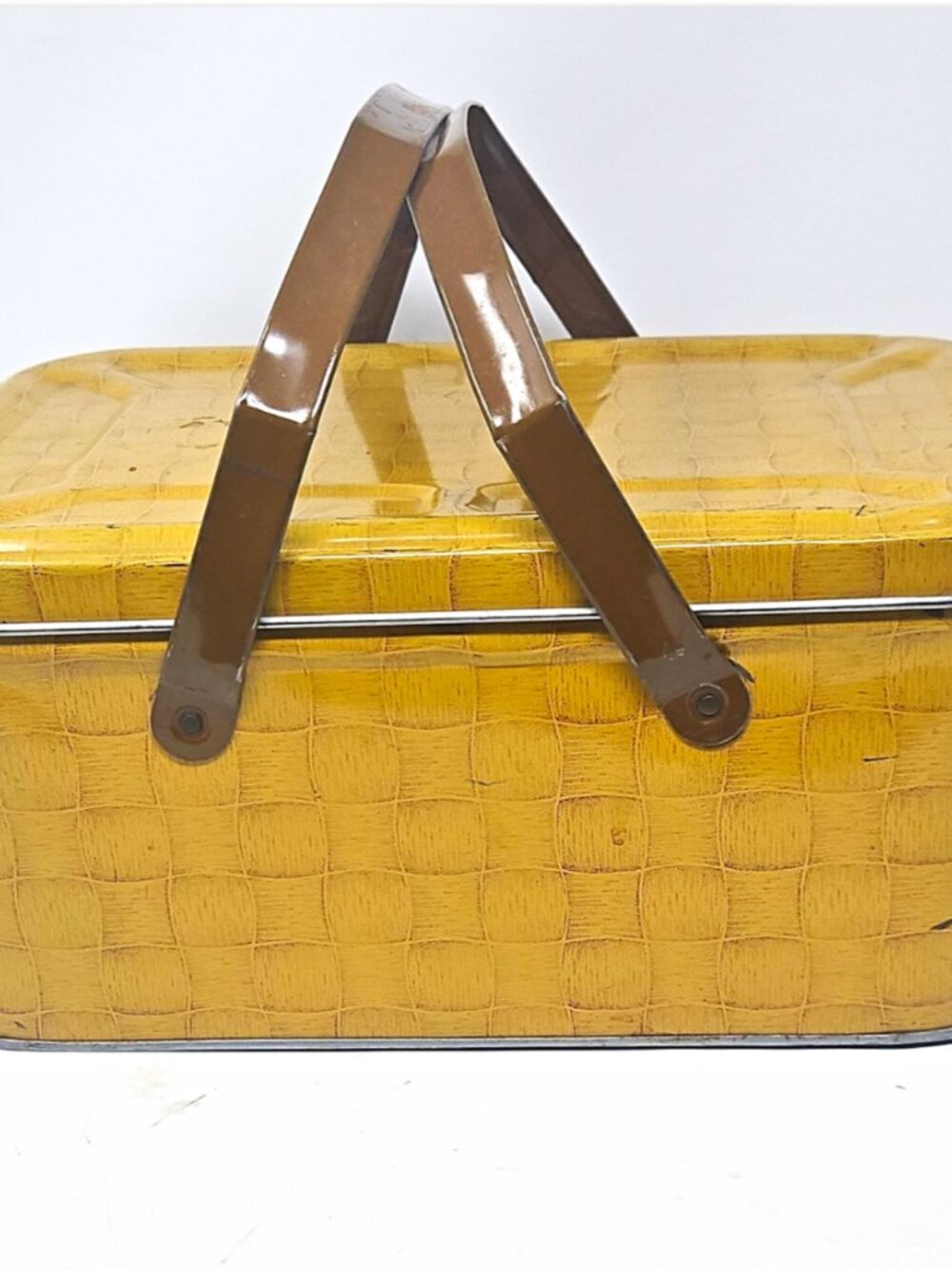 Vintage MCM Tin Litho Handled Lidded Basketweave Picnic Storage Carrier Box 14"